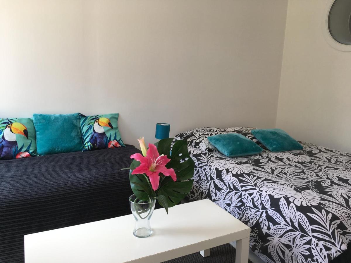 By Cassis Chambre Privee Dans Maison Familiale Exterior foto