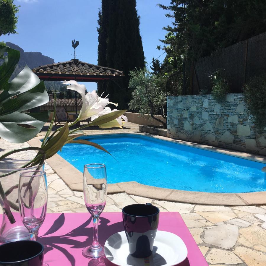 By Cassis Chambre Privee Dans Maison Familiale Exterior foto